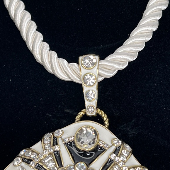 Heidi Daus Newport? White Enamel 3 Pc Jewelry Set Necklace, Earrings, Bracelet - Picture 3 of 15